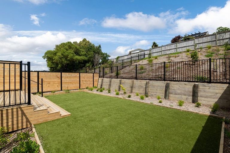 Photo of property in 36b Kukuwai Avenue, Red Beach, 0932