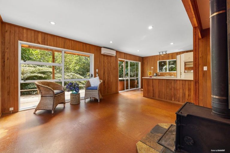 Photo of property in 37 Clinton Road, Tawharanui Peninsula, Warkworth, 0986