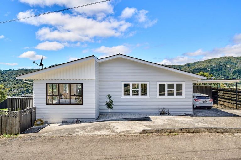 Photo of property in 73 Logie Street, Stokes Valley, Lower Hutt, 5019
