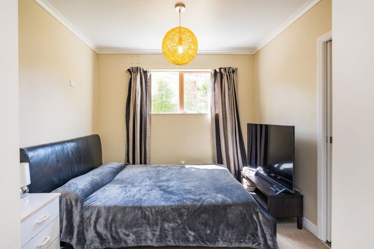Photo of property in 4 Papawai Place, Milson, Palmerston North, 4414