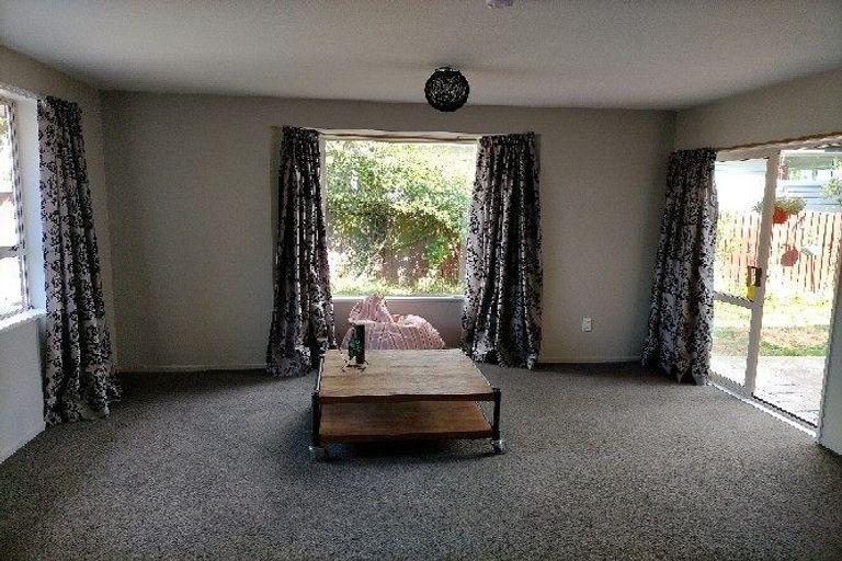 Photo of property in 175a Palmers Road, New Brighton, Christchurch, 8083