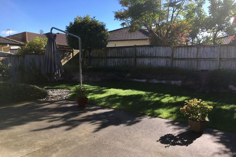 Photo of property in 14 Duntrune Road, Flat Bush, Auckland, 2016