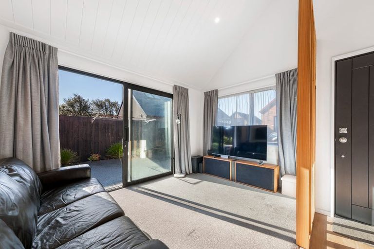 Photo of property in 2/19 Rutherford Street, Woolston, Christchurch, 8023