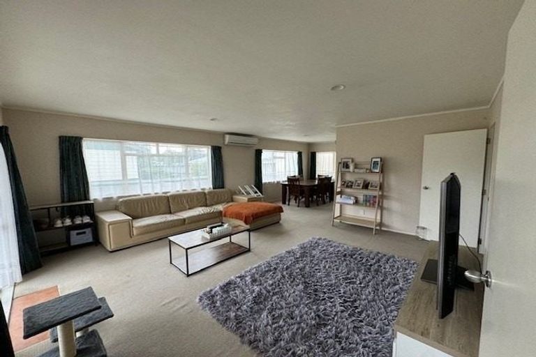 Photo of property in 166 Dickson Road, Papamoa Beach, Papamoa, 3118