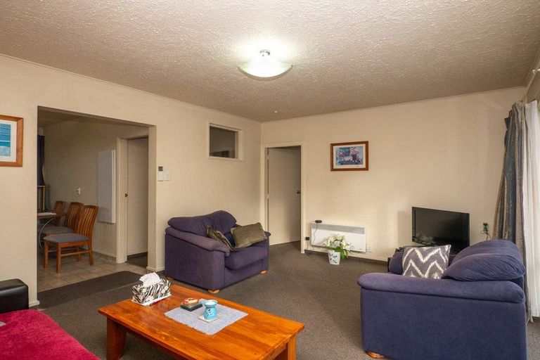 Photo of property in 77 Manor Place, Dunedin Central, Dunedin, 9016