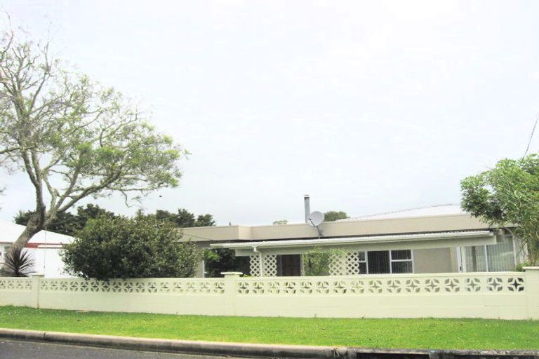 Photo of property in 97 Old Onerahi Road, Onerahi, Whangarei, 0110