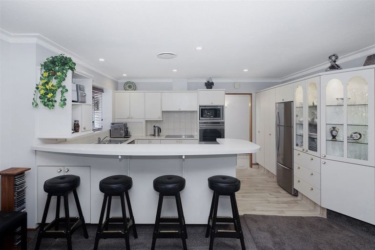 Photo of property in 23 Apsley Drive, Russley, Christchurch, 8042