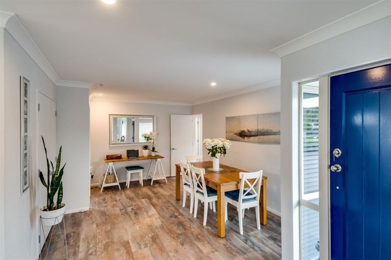 Photo of property in 4 Gresham Place, Taradale, Napier, 4112