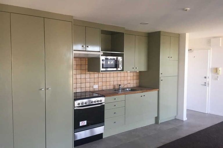 Photo of property in 14/15 Peterborough Street, Christchurch Central, Christchurch, 8013