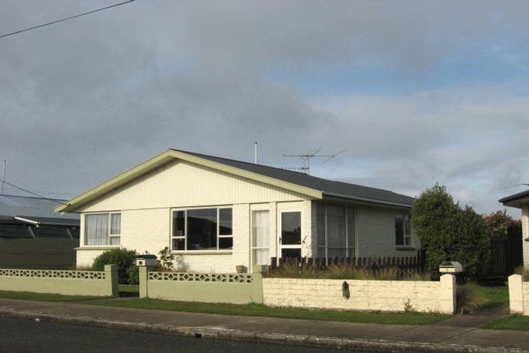 Photo of property in 15 Cargill Street, Waikiwi, Invercargill, 9810