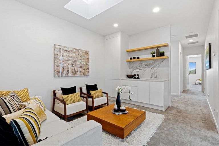 Photo of property in 26 Bristol Freighter Road, Hobsonville, Auckland, 0616