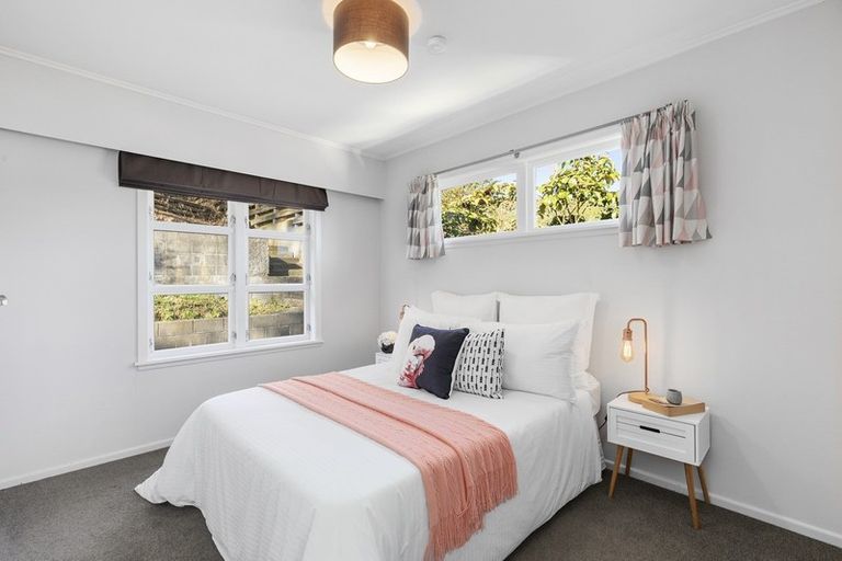 Photo of property in 99 Thomas Street, Stokes Valley, Lower Hutt, 5019