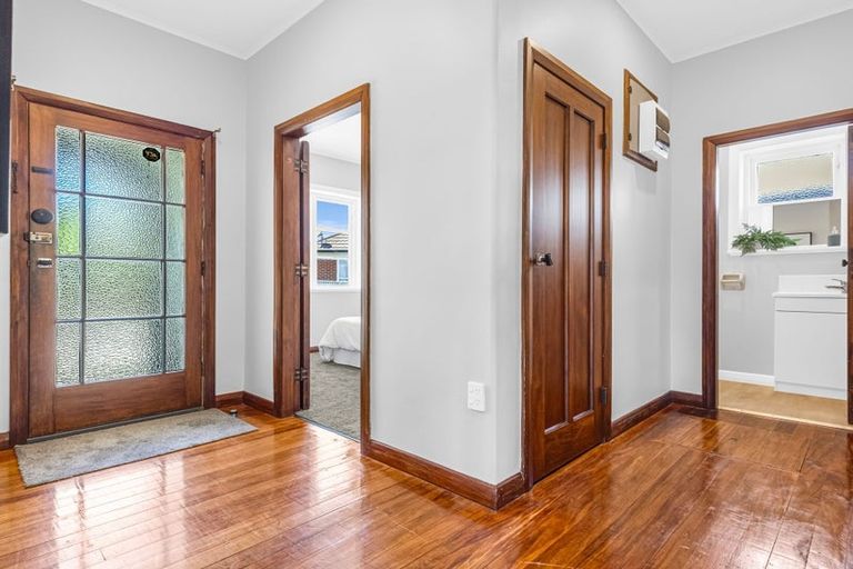 Photo of property in 7a Nathan Place, West End, Palmerston North, 4412