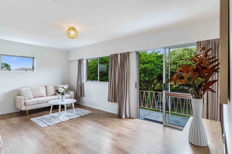 Photo of property in 3/81 Hutchinson Avenue, New Lynn, Auckland, 0600