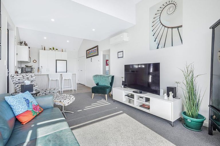 Photo of property in 1/81 Storey Avenue, Hamilton, 3200