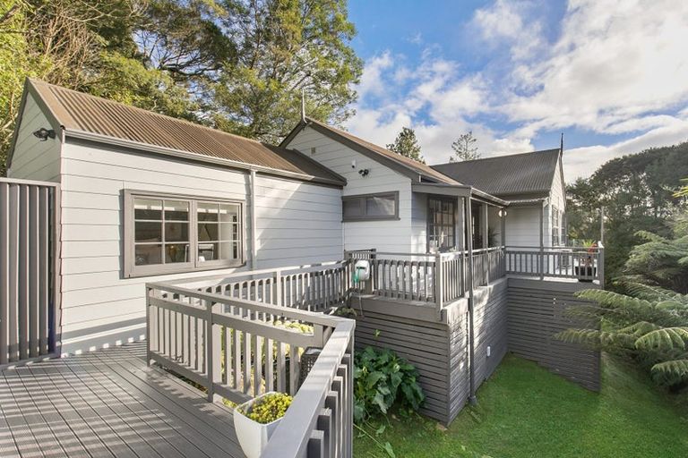 Photo of property in 19 Laser Place, Bayview, Auckland, 0629