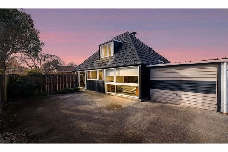 Photo of property in 2/38 Reynolds Avenue, Bishopdale, Christchurch, 8053