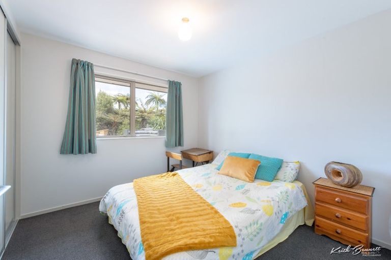 Photo of property in 63 Mount Marua Way, Timberlea, Upper Hutt, 5018