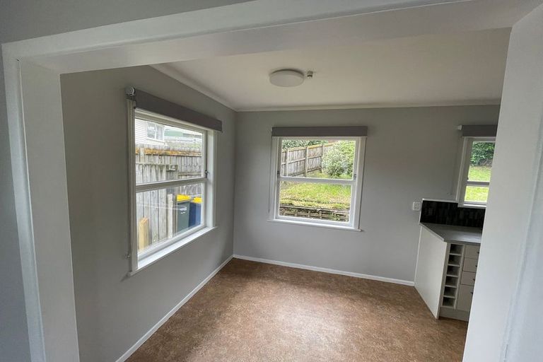 Photo of property in 36 Japonica Drive, Beach Haven, Auckland, 0626