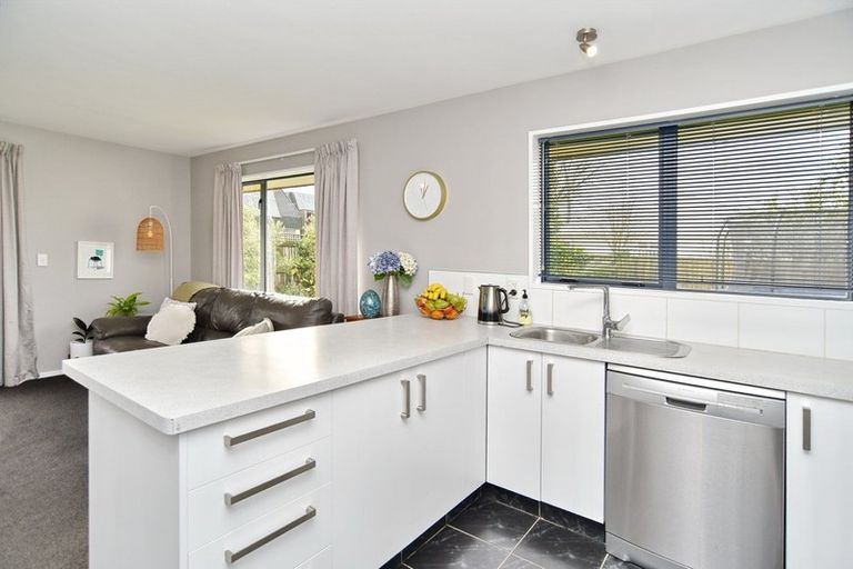 Photo of property in 12a Whittington Avenue, Woolston, Christchurch, 8023