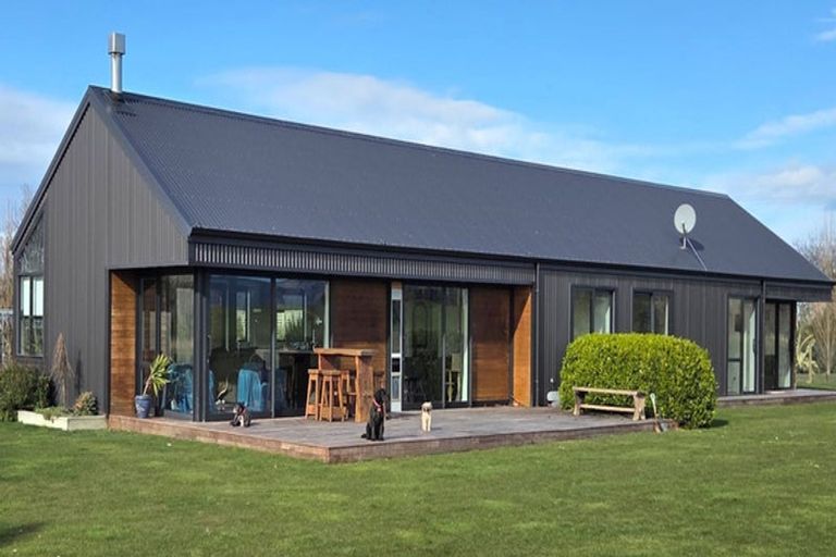 Photo of property in 48 Sherwood Road, Makikihi, Waimate, 7978