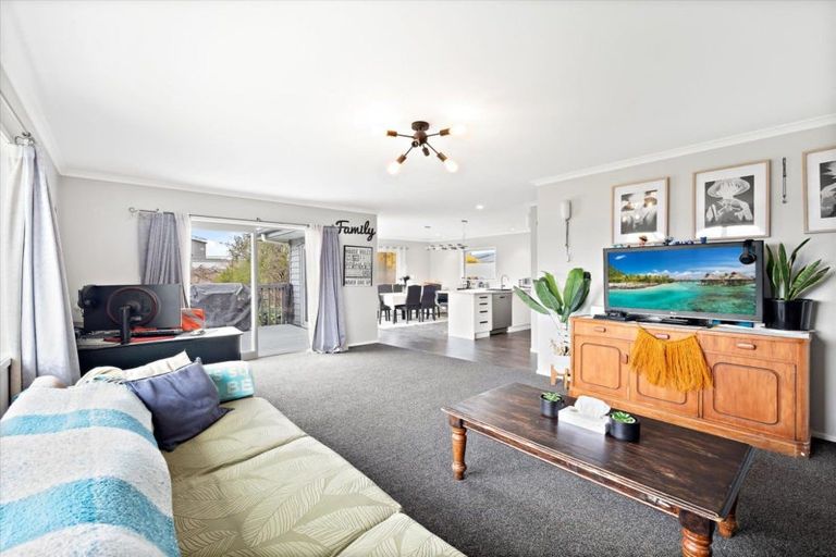 Photo of property in 9b Donovan Street, Te Puke, 3119