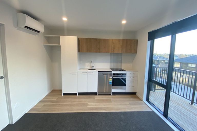 Photo of property in 14 Panoni Lane, Howick, Auckland, 2014