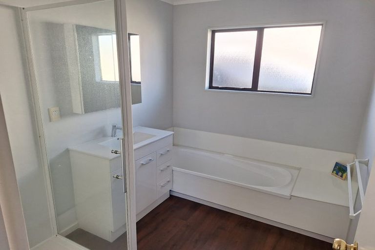 Photo of property in 22 Trevethick Grove, Woburn, Lower Hutt, 5010