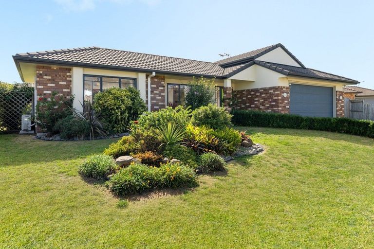 Photo of property in 5 Carlsberg Place, Papamoa Beach, Papamoa, 3118