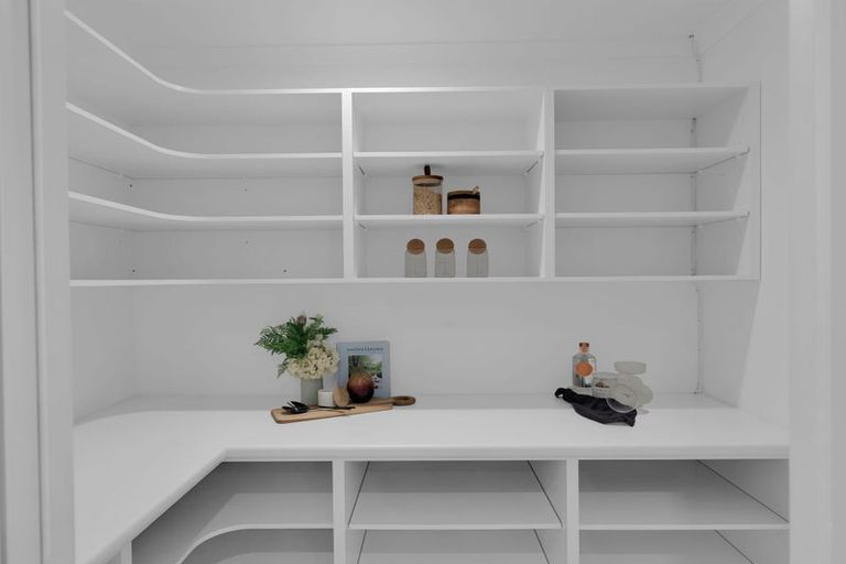 Photo of property in 41 Hamon Place, Pukehangi, Rotorua, 3015