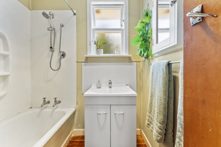 Photo of property in 25 Paterson Street, Pahiatua, 4910