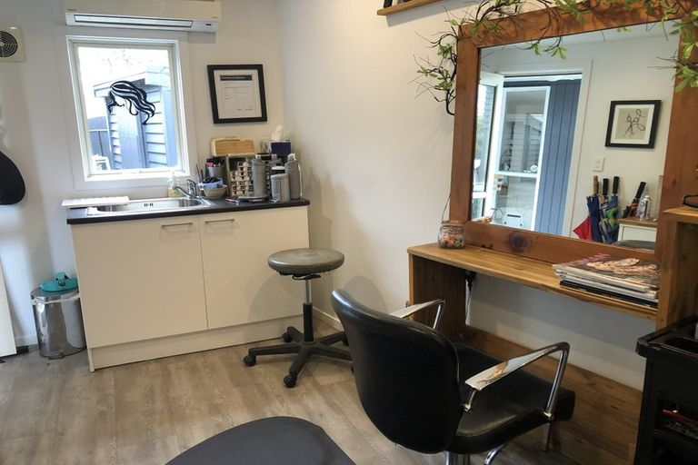 Photo of property in 1/3 Waller Avenue, Bucklands Beach, Auckland, 2012