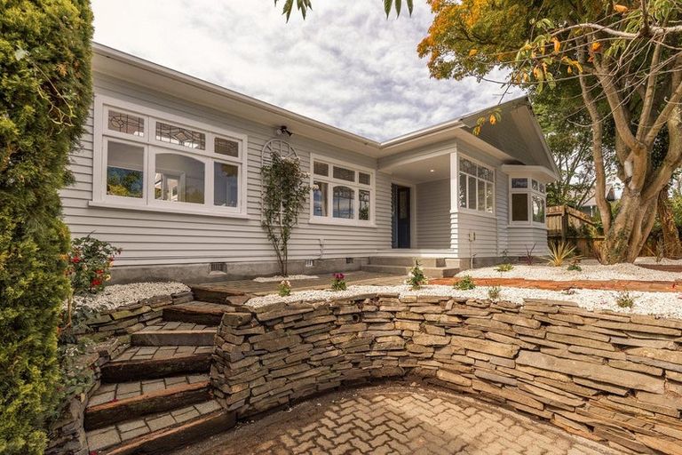 Photo of property in 173 Fifield Terrace, Opawa, Christchurch, 8023