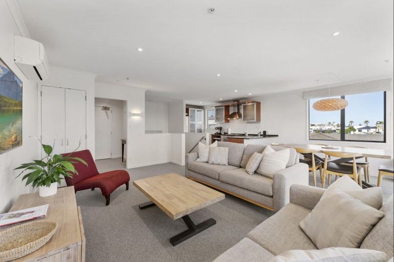 Photo of property in 312/136 Marine Parade, Mount Maunganui, 3116