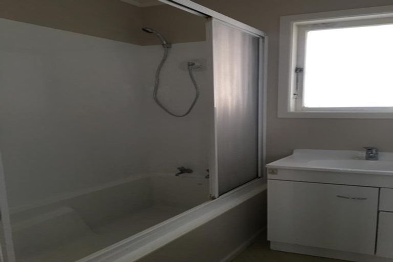 Photo of property in 18 Hunua Road, Papakura, 2110