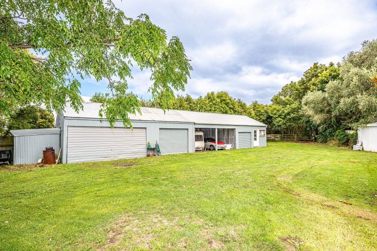 Photo of property in 30 Watt Livingstone Road, Westmere, Whanganui, 4574