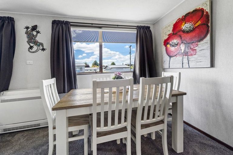 Photo of property in 2 Ruia Street, Gore, 9710