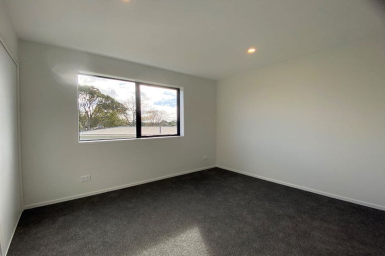 Photo of property in 2/23 View Road, Papakura, 2110