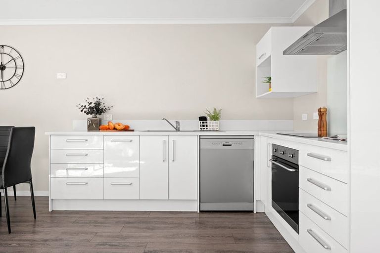 Photo of property in 2/61 Fifth Avenue, Enderley, Hamilton, 3214