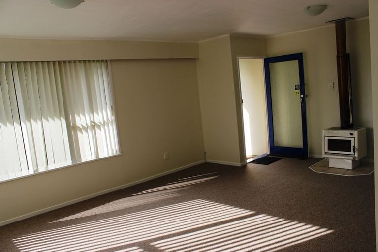 Photo of property in 42 Mack Place, Red Hill, Papakura, 2110