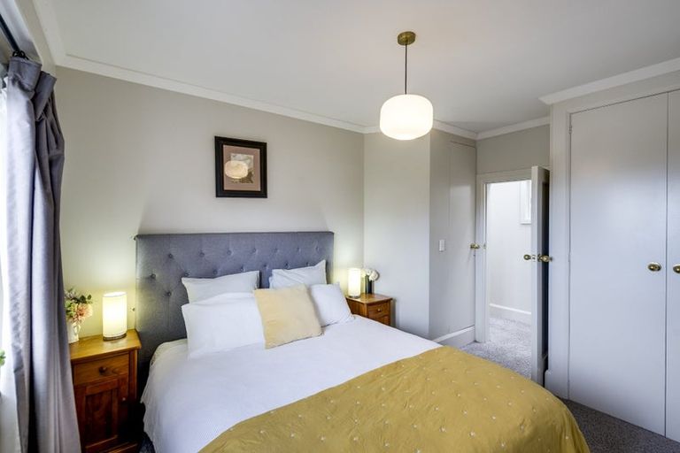 Photo of property in 27 Thompson Road, Bluff Hill, Napier, 4110