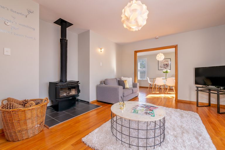 Photo of property in 71a Main Road, Redcliffs, Christchurch, 8081