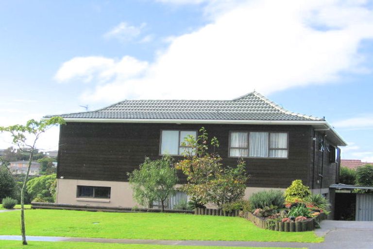 Photo of property in 74 John Gill Road, Shelly Park, Auckland, 2014
