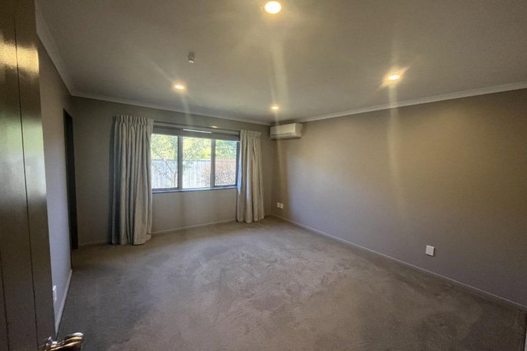 Photo of property in 32 Cyrus Street, Whalers Gate, New Plymouth, 4310