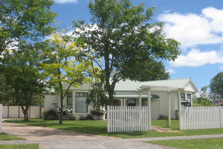 Photo of property in 19 Cowley Drive, Leamington, Cambridge, 3432