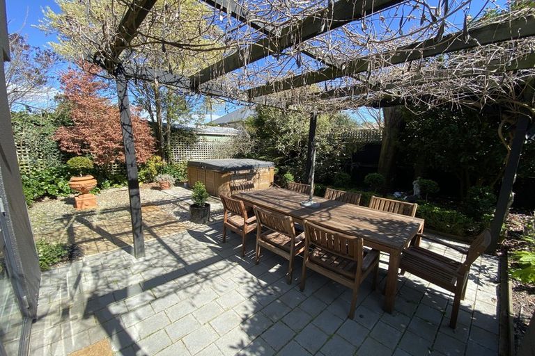 Photo of property in 28 Hassals Lane, Waltham, Christchurch, 8023