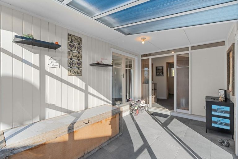 Photo of property in 32 Marshs Road, Templeton, Christchurch, 8042