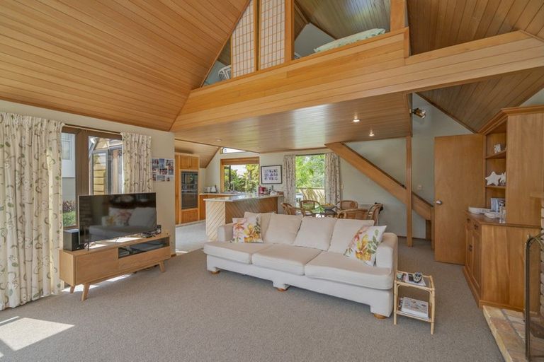 Photo of property in 33 Vista Paku, Pauanui, Hikuai, 3579