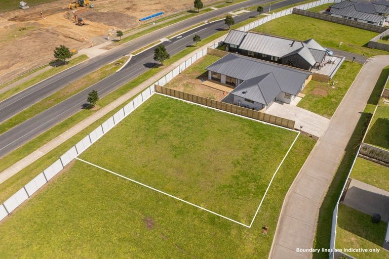 Photo of property in 8 Norma Way, Whitianga, 3510