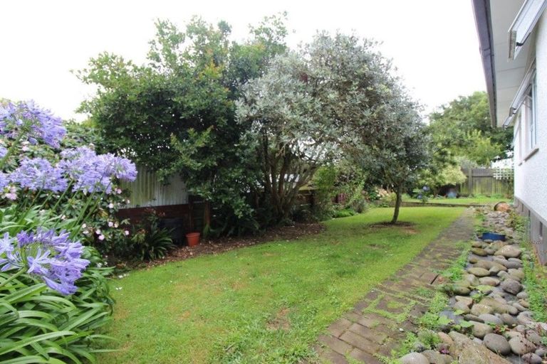 Photo of property in 475a Saint Aubyn Street, Moturoa, New Plymouth, 4310